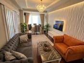 Продаётся 3-комн. новостройка 126 м², Хатаинский р., photo 1 from 8