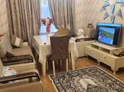 Satılır 4 otaqlı köhnə tikili 100 m², Əhmədli m., photo 1 from 8