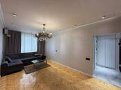 Satılır 3 otaqlı köhnə tikili 80 m², İnşaatçılar m., photo 1 from 8