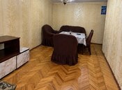 Продается 1-комн. вторичка 30 м², м. Нефтчиляр, photo 1 from 4