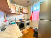 Продается 3-комн. вторичка 70 м², м. Нефтчиляр, photo 3 from 8