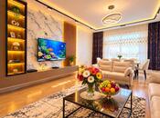 Сдаётся 3-комн. новостройка 105 м², м. Ази Асланов, photo 1 from 8