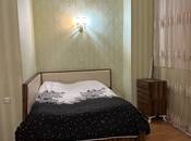 İcarəyə verilir 3 otaqlı köhnə tikili 105 m², Sahil m., photo 2 from 6