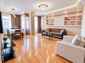 Продаётся 3-комн. новостройка 140 м², Насиминский  р., photo 1 from 8