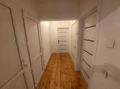 Продаётся 3-комн. вторичка 60 м², м. Ази Асланов, photo 1 from 8