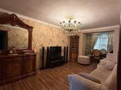 Satılır 2 otaqlı köhnə tikili 47 m², Elmlər Akademiyası m., photo 1 from 7