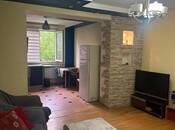 Satılır 3 otaqlı köhnə tikili 60 m², Nizami m., photo 2 from 8