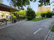 Satılır 2 otaqlı köhnə tikili 60 m², Qara Qarayev m., photo 1 from 8