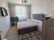 Satılır 4 otaqlı köhnə tikili 100 m², Qaraçuxur q., photo 1 from 8