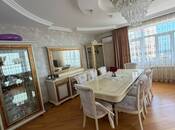 Продается 3-комн. новостройка 135 м², photo 1 from 8