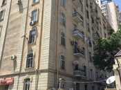İcarəyə verilir 3 otaqlı köhnə tikili 130 m², Nizami m., photo 1 from 8
