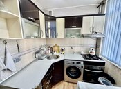 Продается 2-комн. вторичка 50 м², м. Кара Караев, photo 1 from 8