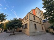 Продается 8-комн. дом/дача 300 м², м. Гянджлик, photo 1 from 8