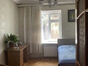 Satılır 4 otaqlı köhnə tikili 75 m², Nizami r., photo 2 from 8