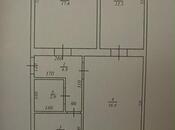 Satılır 3 otaqlı köhnə tikili 74 m², İnşaatçılar m., photo 2 from 8