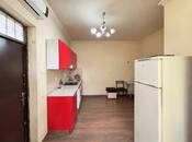Satılır 3 otaqlı köhnə tikili 65 m², Nizami m., photo 2 from 8