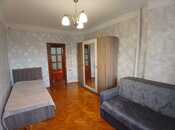 Сдается 3-комн. вторичка 75 м², м. Кара Караев, photo 1 from 8