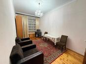 Satılır 3 otaqlı köhnə tikili 70 m², Qara Qarayev m., photo 1 from 8