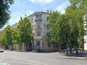 Satılır 3 otaqlı köhnə tikili 96 m², 28 May m., photo 1 from 8