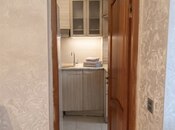 Продаётся 2-комн. вторичка 40 м², м. Элмляр Академиясы, photo 7 from 8