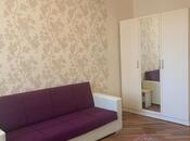 Продается 2-комн. вторичка 45 м², м. Мемар Аджеми, photo 1 from 8