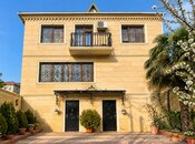 Satılır 6 otaqlı həyət evi/bağ evi 450 m², Nəsimi m., photo 1 from 8
