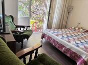 İcarəyə verilir 2 otaqlı köhnə tikili 77 m², Nizami m., photo 4 from 8