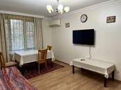 Продаётся 2-комн. вторичка 50 м², м. Нефтчиляр, photo 1 from 8