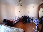 Продаётся 3-комн. вторичка 75 м², м. Кара Караев, photo 3 from 8