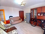 Продаётся 3-комн. вторичка 75 м², м. Кара Караев, photo 1 from 8