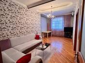 Продается 3-комн. вторичка 80 м², м. Халглар Достлугу, photo 1 from 8