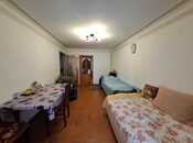 Продаётся 3-комн. вторичка 70 м², м. Кара Караев, photo 1 from 8