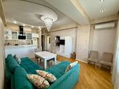 Продаётся 2-комн. новостройка 71 м², м. Кара Караев, photo 3 from 8