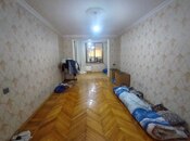 Satılır 2 otaqlı köhnə tikili 75 m², İnşaatçılar m., photo 8 from 8