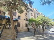 Satılır 2 otaqlı köhnə tikili 75 m², İnşaatçılar m., photo 4 from 8