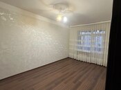 Продается 1-комн. вторичка 40 м², м. Нефтчиляр, photo 1 from 8