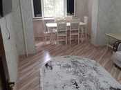 Сдается 2-комн. вторичка 60 м², м. Нефтчиляр, photo 1 from 8