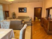 Сдаётся 3-комн. новостройка 135 м², м. Низами, photo 1 from 8