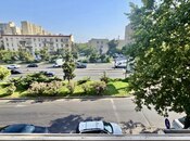 Продаётся 1-комн. вторичка 35 м², м. Кара Караев, photo 2 from 8