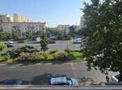 Продаётся 1-комн. вторичка 40 м², м. Кара Караев, photo 1 from 8