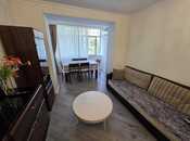 Продается 3-комн. вторичка 70 м², м. Нефтчиляр, photo 2 from 8