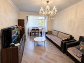 Продается 3-комн. вторичка 70 м², м. Нефтчиляр, photo 1 from 8