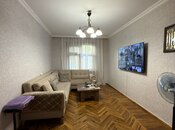 Satılır 4 otaqlı köhnə tikili 100 m², Əhmədli m., photo 1 from 8