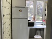 Satılır 3 otaqlı köhnə tikili 78 m², Nəsimi r., photo 2 from 7