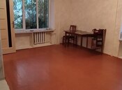 Satılır 2 otaqlı köhnə tikili 34 m², Xalqlar Dostluğu m., photo 2 from 8