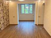 Продаётся 3-комн. вторичка 70 м², м. Кара Караев, photo 1 from 8