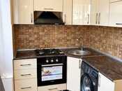 Продаётся 3-комн. вторичка 70 м², м. Кара Караев, photo 4 from 8