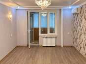 Продаётся 3-комн. вторичка 70 м², м. Кара Караев, photo 3 from 8