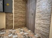 Satılır 3 otaqlı köhnə tikili 85 m², Xalqlar Dostluğu m., photo 1 from 8