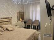 Продается 3-комн. вторичка 35 м², м. Иншаатчылар, photo 2 from 8